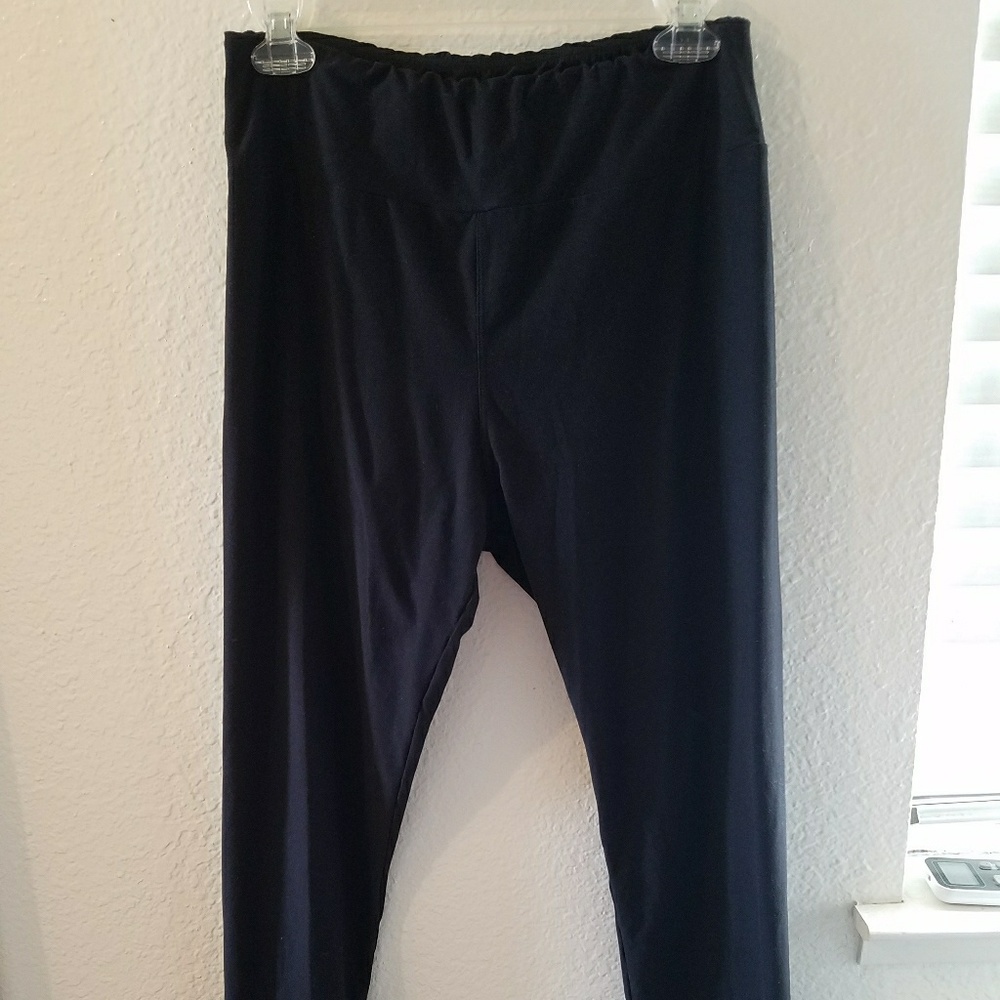 Lularoe tall & curvy black leggings